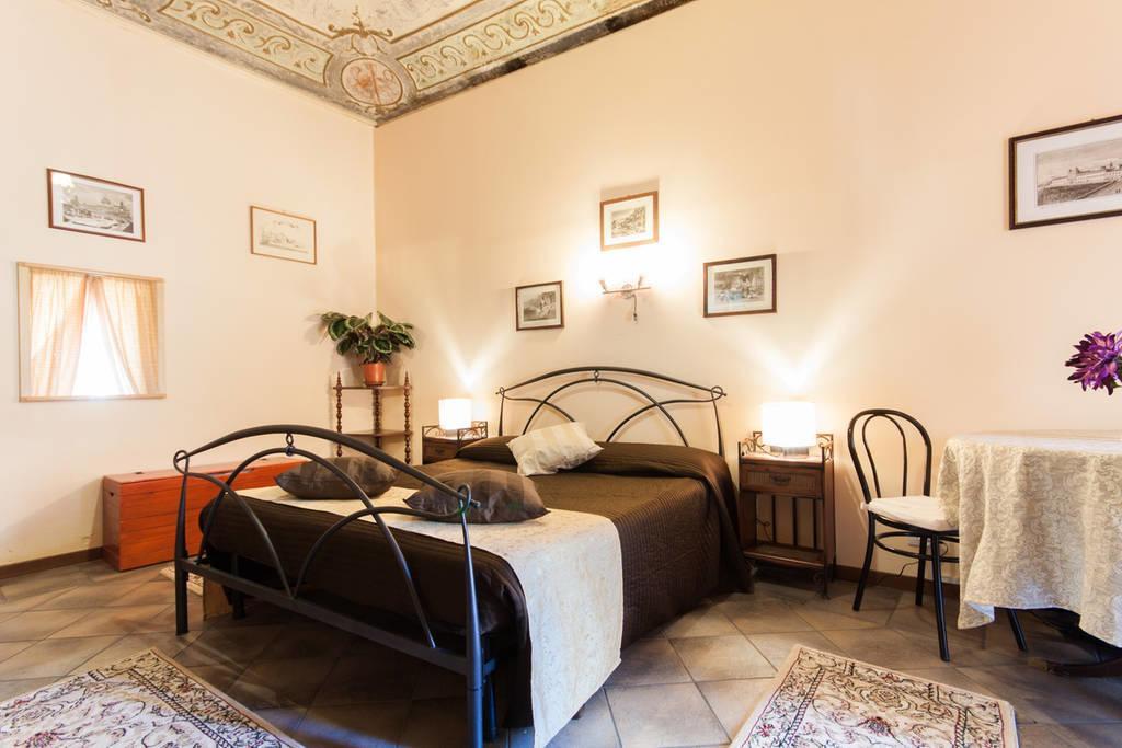 B&B Locami Piazzetta Messineseパレルモ エクステリア 写真
